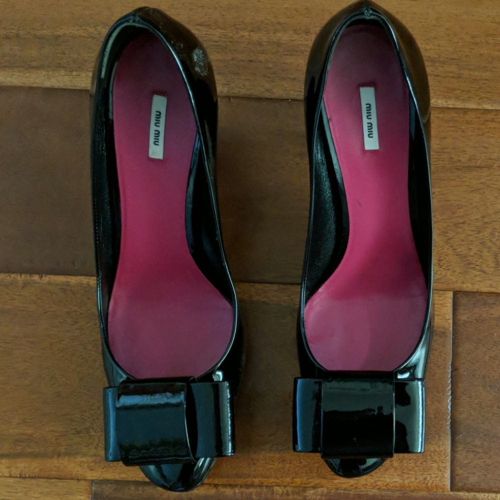 Miu Miu Black Patent Bow Tie Pumps